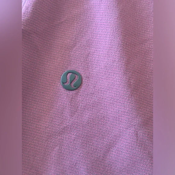 Lululemon | Voyage Long Sleeve Buttondown | Wee Stripe Black Cherry Prep Red | L - Picture 6 of 10